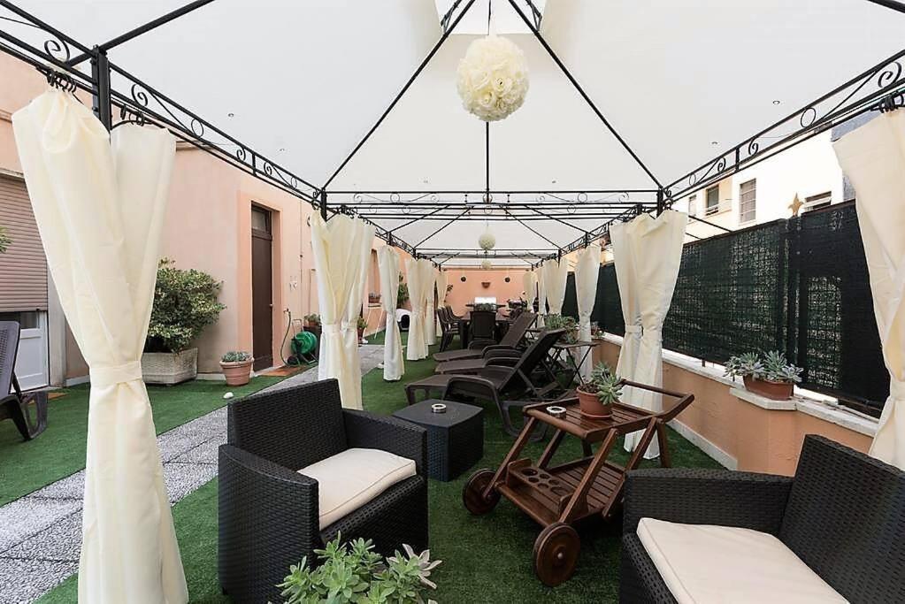 Terrazze Italiane City Center - White Apartment Verona Esterno foto