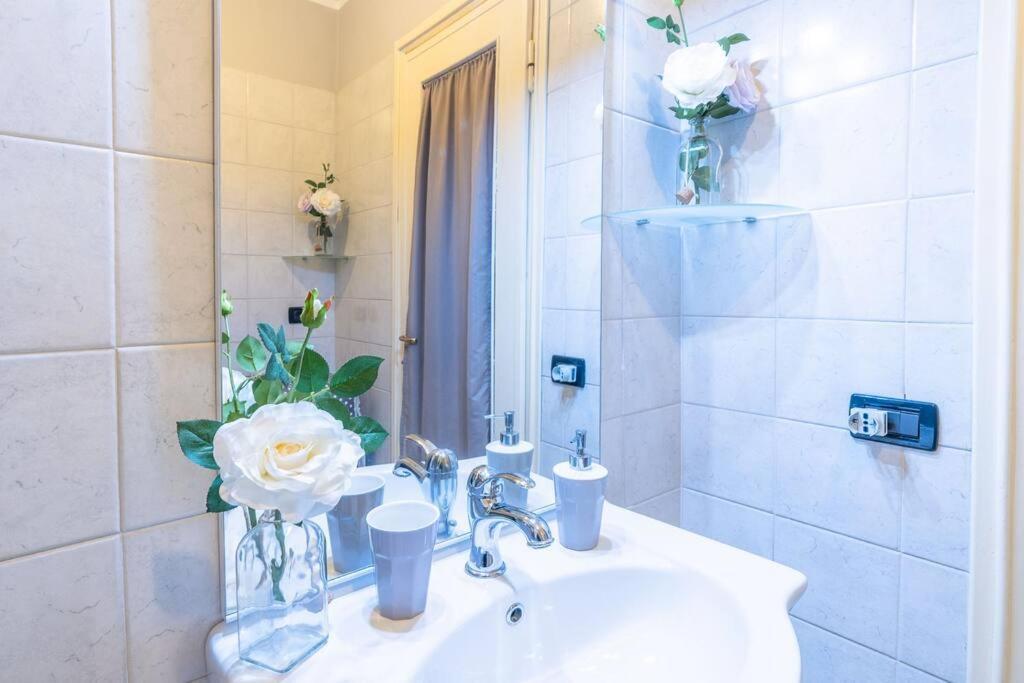 Terrazze Italiane City Center - White Apartment Verona Esterno foto
