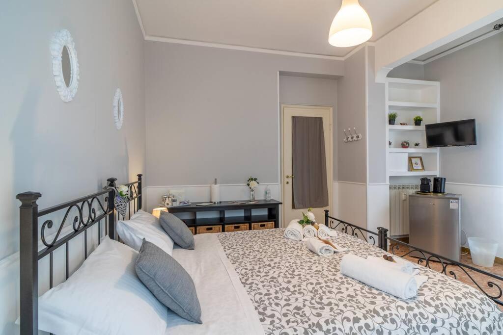 Terrazze Italiane City Center - White Apartment Verona Esterno foto