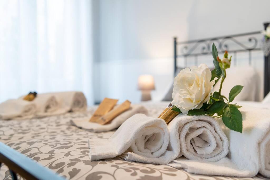 Terrazze Italiane City Center - White Apartment Verona Esterno foto